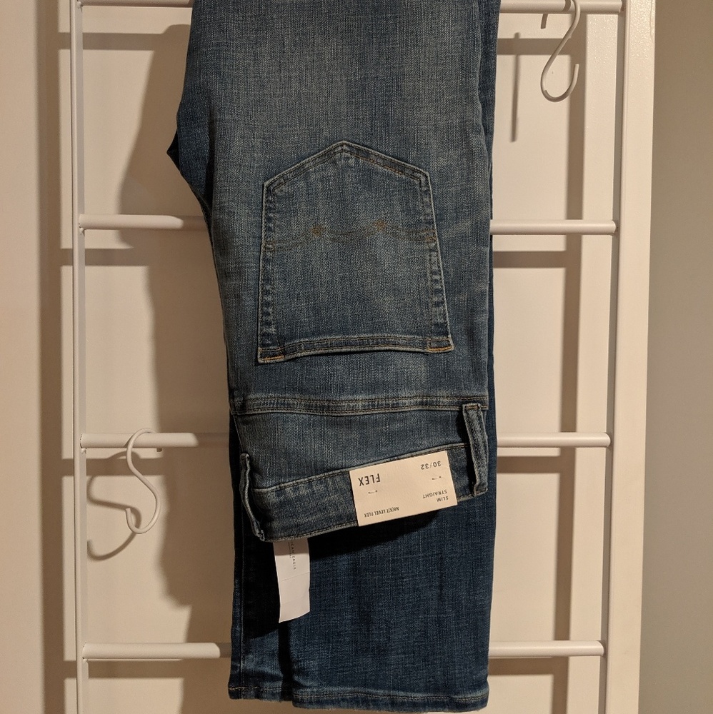 NWT American Eagle Slim Straight Next Level Flex